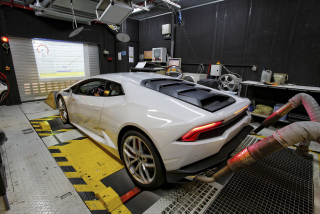 Illustration for article titled El minucioso proceso de construir un Lamborghini, foto a foto